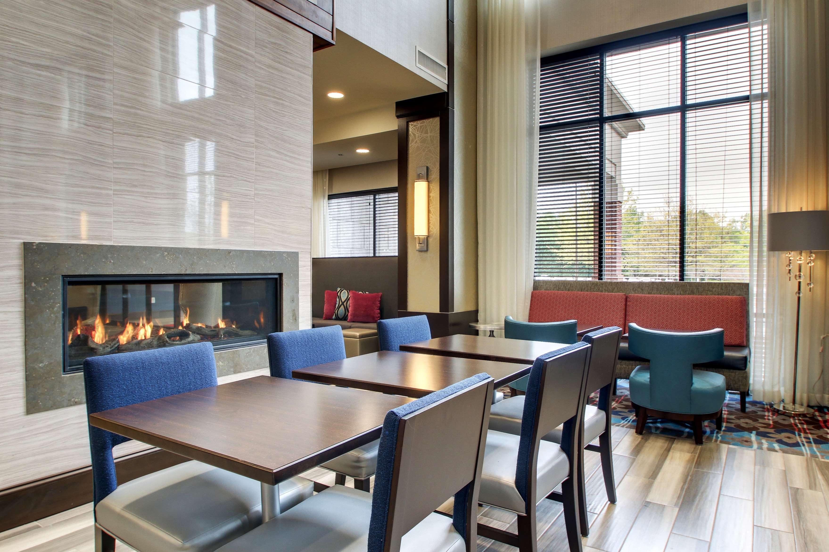 Hampton Inn & Suites Greenville Airport Eksteriør billede