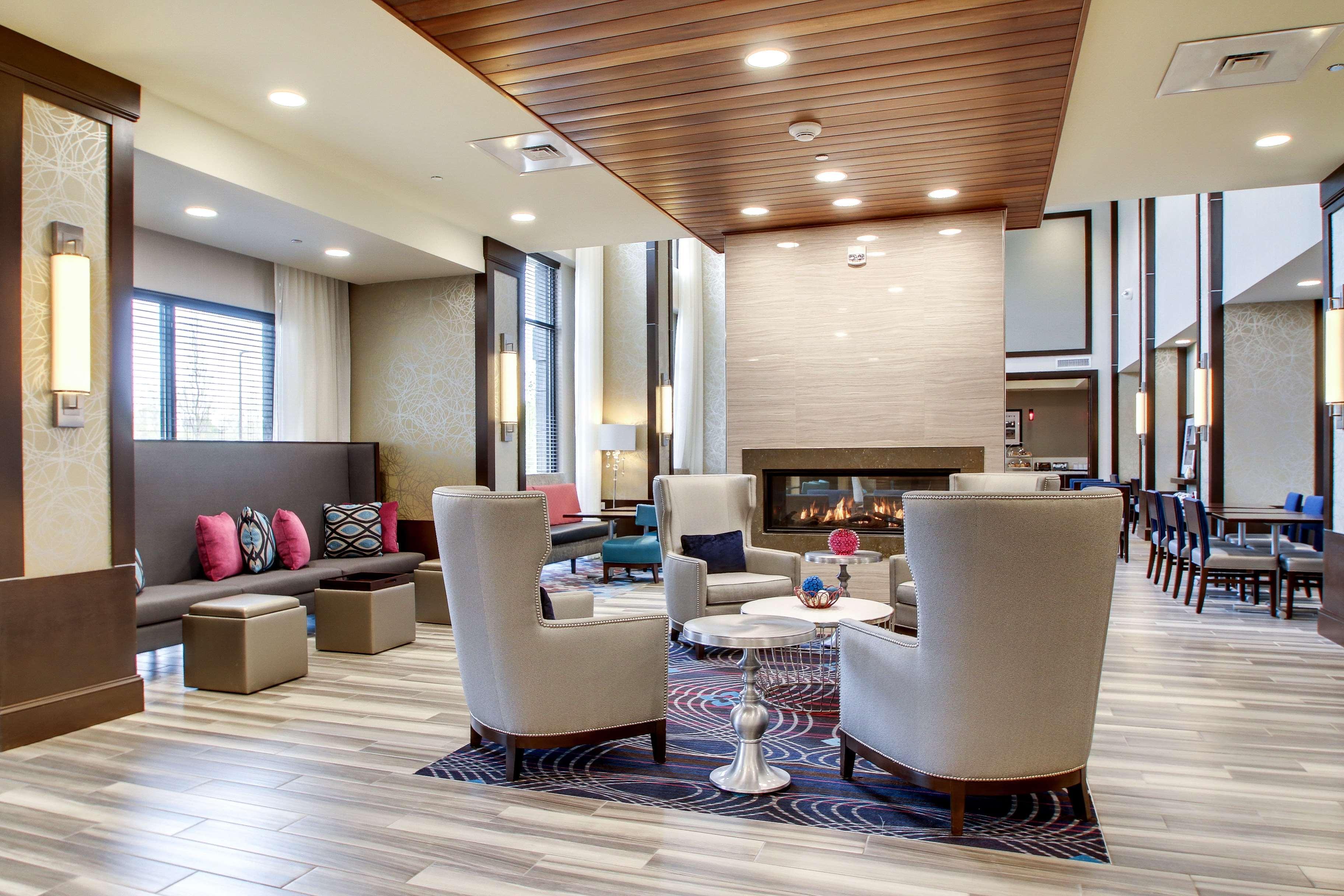Hampton Inn & Suites Greenville Airport Eksteriør billede