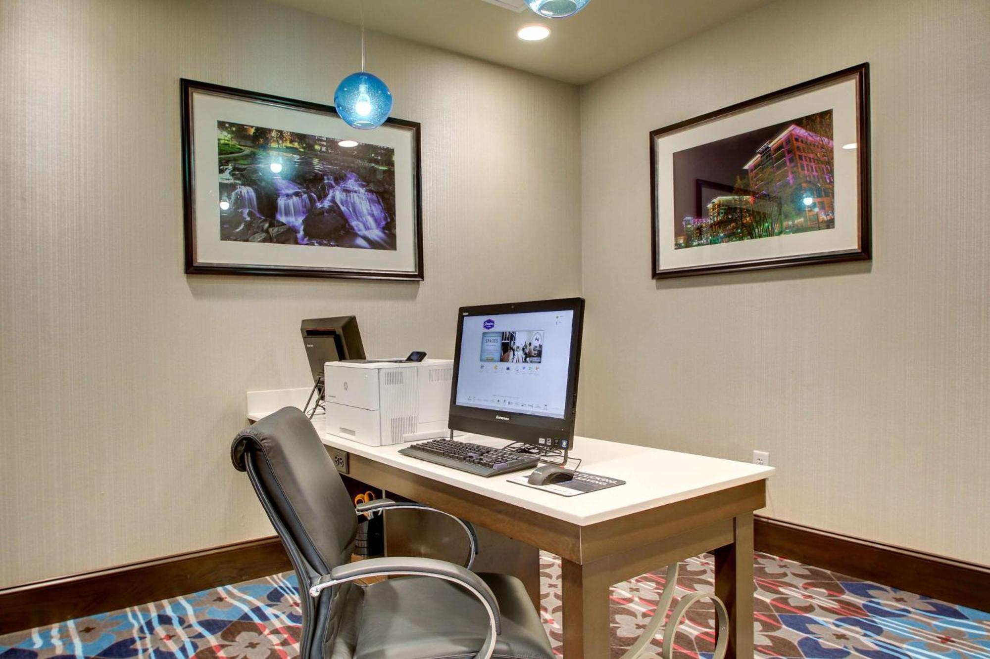 Hampton Inn & Suites Greenville Airport Eksteriør billede