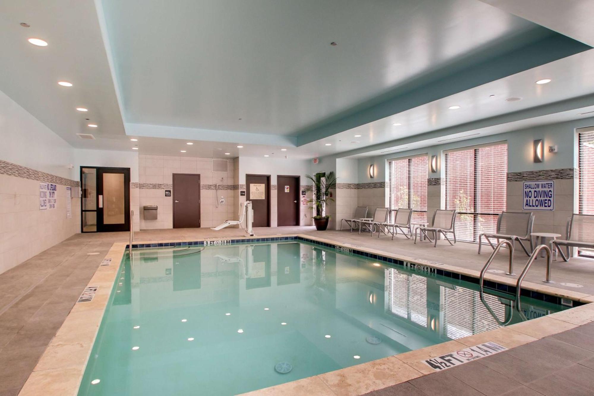Hampton Inn & Suites Greenville Airport Eksteriør billede